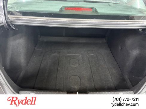 Used 2011 Chevrolet Cruze LT image 18