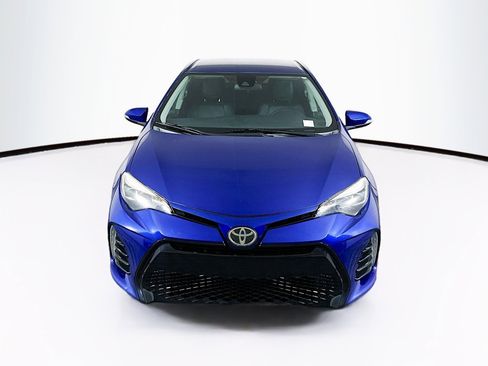 Used 2017 Toyota Corolla SE image 2