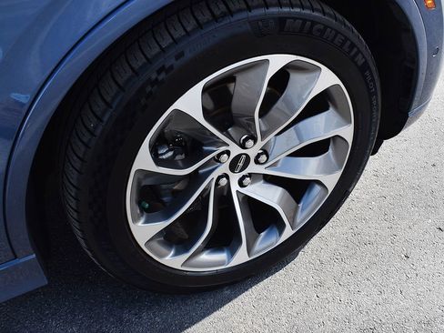 Used 2021 Lincoln Aviator Grand Touring w/ Equipment Group 301A image 11