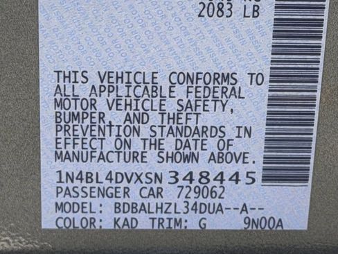 Used 2025 Nissan Altima 2.5 SV FWD image 38