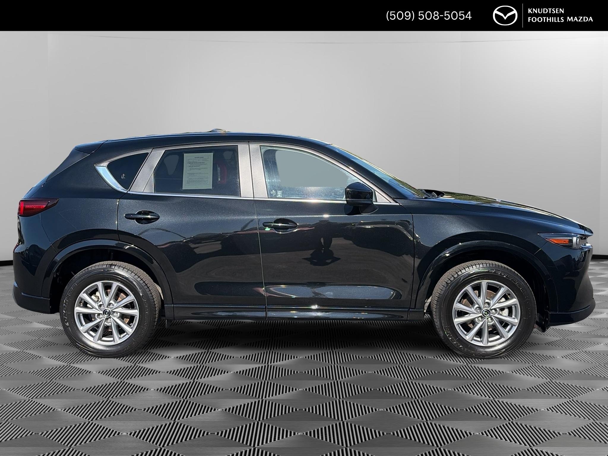 Used 2025 MAZDA CX-5 AWD 2.5 S w/ Select Package image 8
