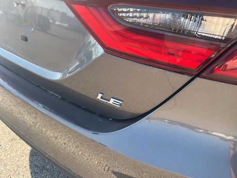 Used 2024 Toyota Camry LE image 7