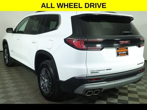 Used 2025 GMC Acadia Elevation AWD/4WD image 4