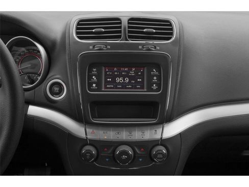 Used 2020 Dodge Journey SE image 12