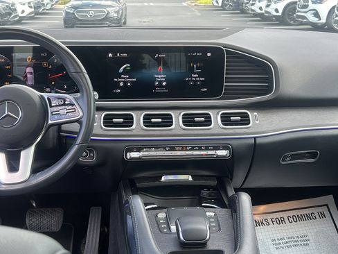 Certified 2022 Mercedes-Benz GLE 350 4MATIC w/ Premium Package image 31