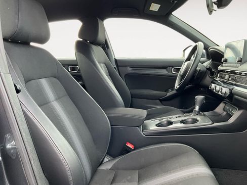 Used 2025 Honda Civic Sport image 14
