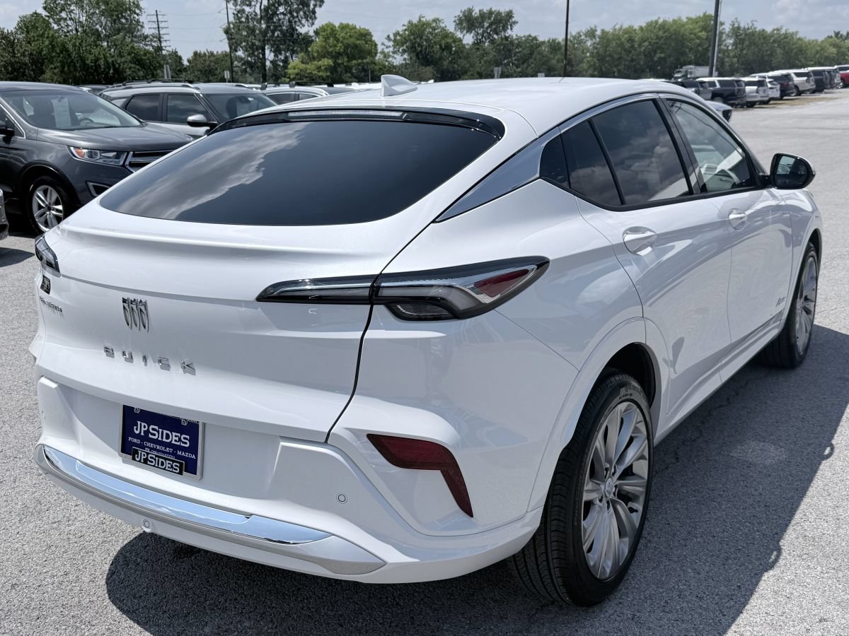 Used 2025 Buick Envista Avenir FWD image 7