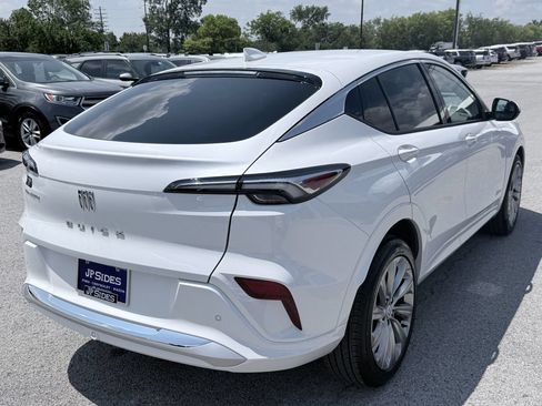 Used 2025 Buick Envista Avenir FWD image 7