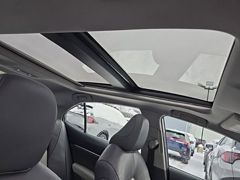 Used 2018 Toyota Camry XLE w/ Audio Package image 28