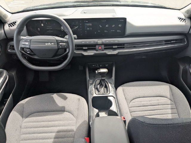 Used 2025 Kia K4 EX FWD image 14