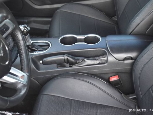 Used 2018 Ford Mustang Coupe w/ Equipment Group 101A RWD image 23