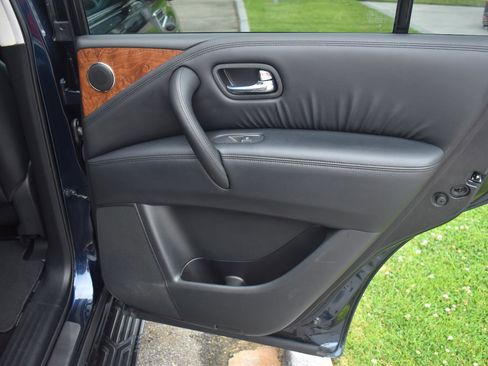 Used 2024 Nissan Armada SL w/ Captain's Chairs Package RWD image 67