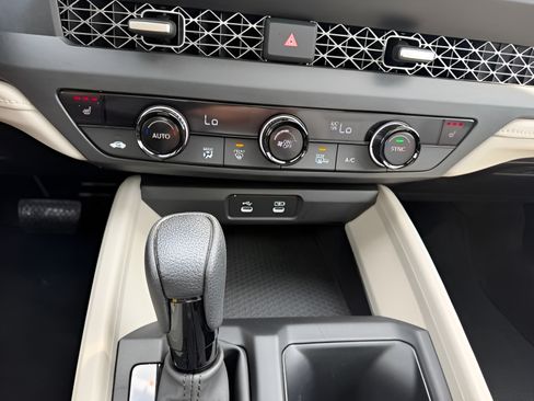 Certified 2023 Honda Accord EX image 18
