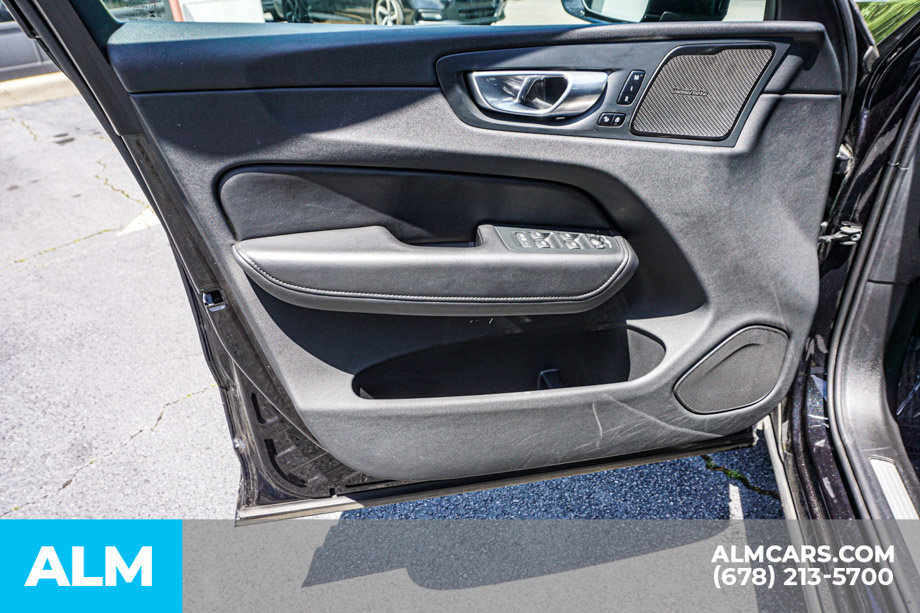 Used 2024 Volvo XC60 B5 Plus AWD/4WD image 48