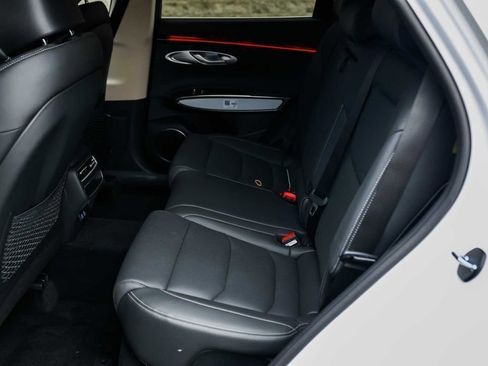 New 2026 Genesis GV70 2.5T image 9