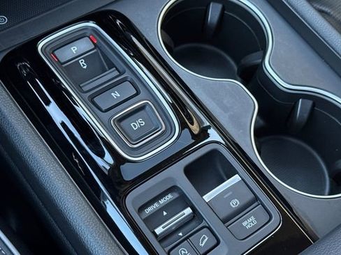 Certified 2024 Honda Pilot Elite image 28