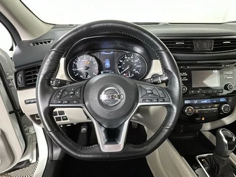 Used 2018 Nissan Rogue Sport SV w/ SV All-Weather Package FWD image 14