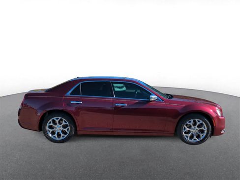 Used 2017 Chrysler 300 C Platinum w/ Safetytec Group II image 9