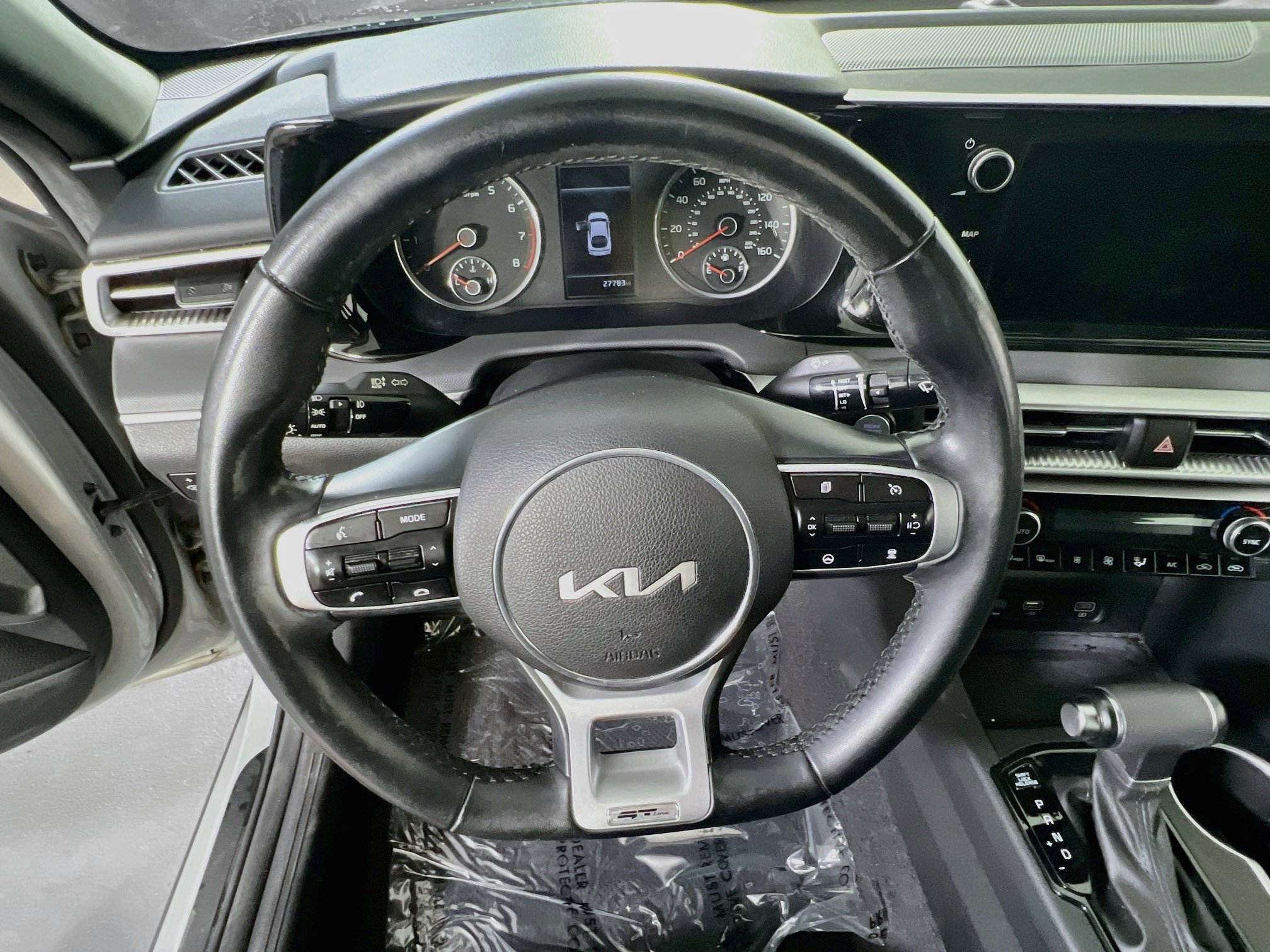Used 2024 Kia K5 GT-Line w/ GT-Line Premium Package FWD image 11