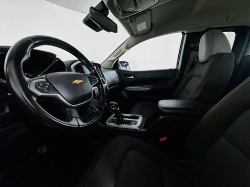 Used 2022 Chevrolet Colorado LT w/ Fleet Safety Package RWD image 19