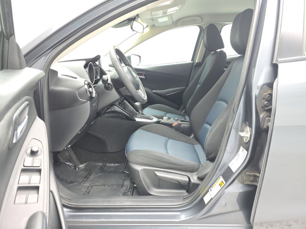 Used 2018 Toyota Yaris iA FWD image 13
