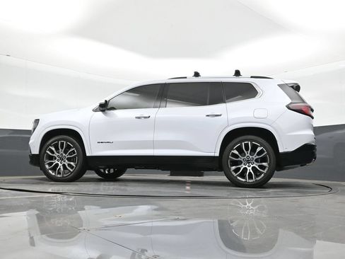 Used 2026 GMC Acadia Denali Ultimate w/ LPO, All-Weather Package AWD/4WD image 27