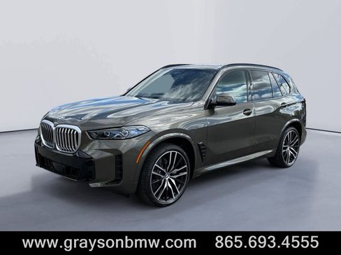 Used 2026 BMW X5 xDrive40i w/ M Sport Package image 7