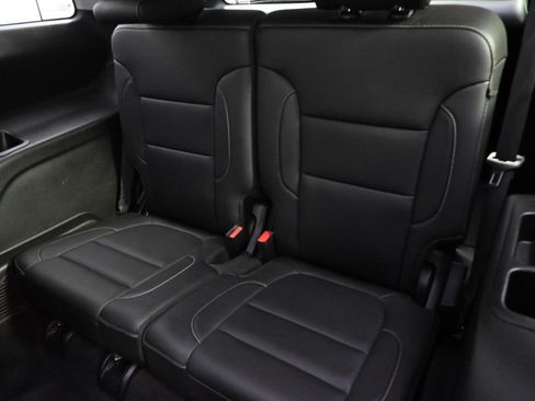 Used 2023 GMC Acadia SLT w/ Elevation Edition AWD/4WD image 22