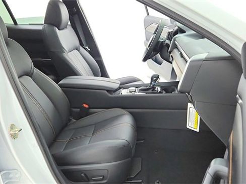 Used 2024 MAZDA CX-50 AWD 2.5 Turbo image 44