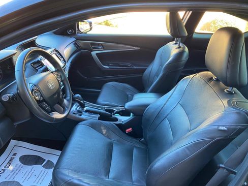 Used 2017 Honda Accord EX-L image 31