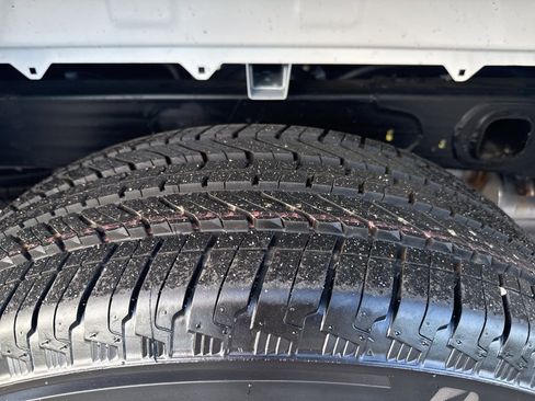 Used 2026 Chevrolet Silverado 1500 Custom RWD image 34