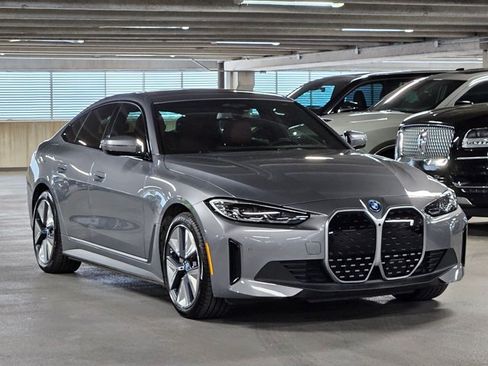 Certified 2023 BMW i4 eDrive35 RWD image 3