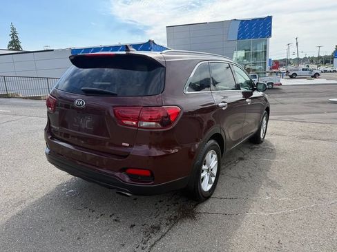 Used 2019 Kia Sorento AWD w/ LX Convenience Package image 8
