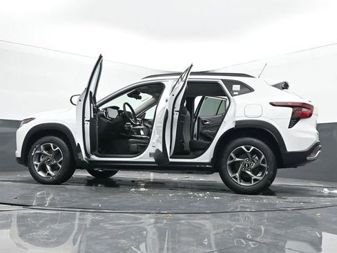 New 2026 Chevrolet Trax LT w/ Driver Confidence Package image 69