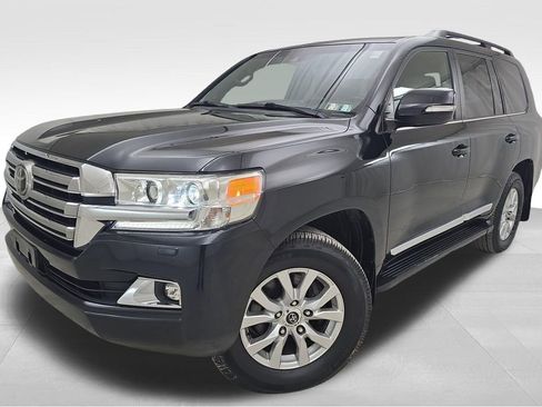 Used 2016 Toyota Land Cruiser image 1