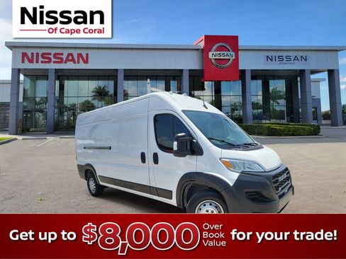 Used 2023 RAM ProMaster 2500 FWD image 1
