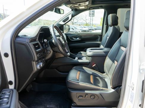 Used 2022 GMC Yukon AT4 w/ Max Trailering Package AWD/4WD image 11