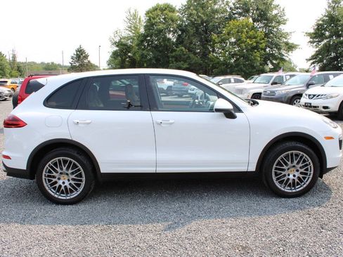 Used 2018 Porsche Cayenne Platinum Edition AWD/4WD image 6