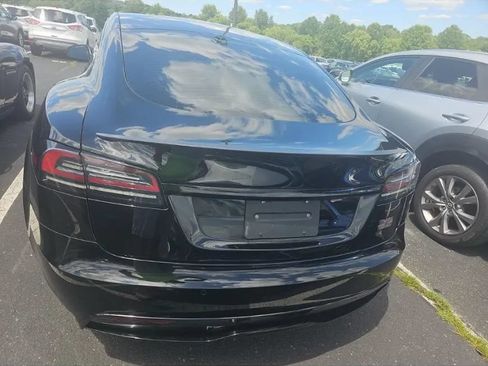 Used 2022 Tesla Model S Plaid AWD/4WD image 2