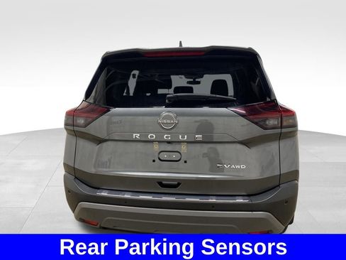 Used 2023 Nissan Rogue SV image 10