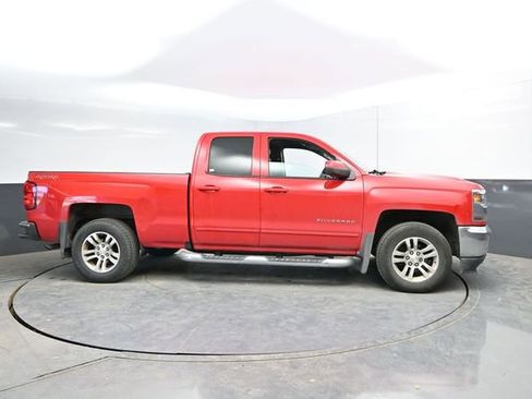 Used 2017 Chevrolet Silverado 1500 LT w/ All Star Edition image 11