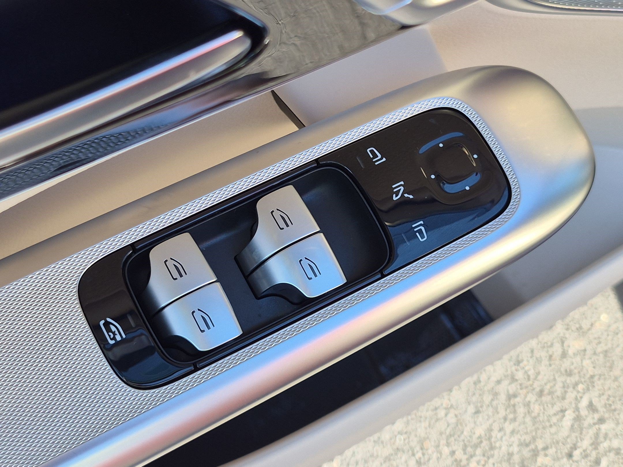 Certified 2026 Mercedes-Benz GLC 300 4MATIC image 15