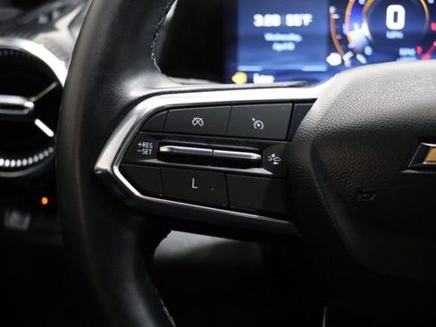Used 2025 Chevrolet Equinox LT w/ Safety and Technology Package FWD image 20