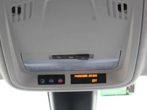 Used 2017 Chevrolet Cruze LS image 22