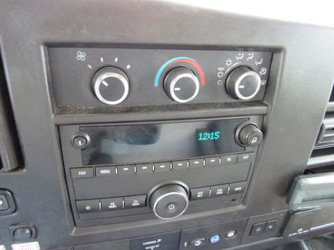 Used 2024 Chevrolet Express 3500 w/ Power Convenience Package RWD image 31