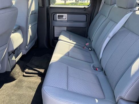 Used 2011 Ford F150 XLT w/ XLT Chrome Pkg image 15