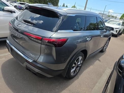 Certified 2023 INFINITI QX60 Luxe w/ Vision Package FWD image 3
