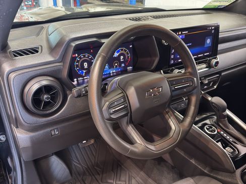 Used 2024 Chevrolet Colorado Trail Boss AWD/4WD image 16