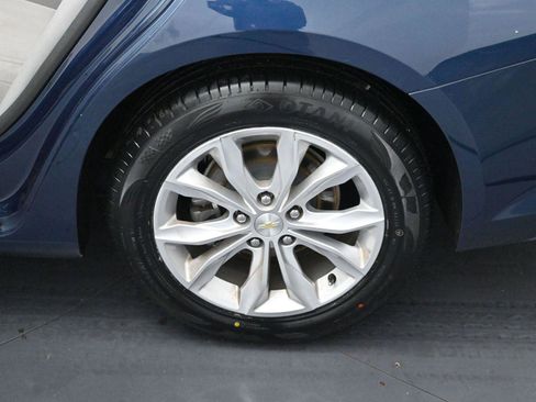 Used 2020 Chevrolet Malibu LT image 30