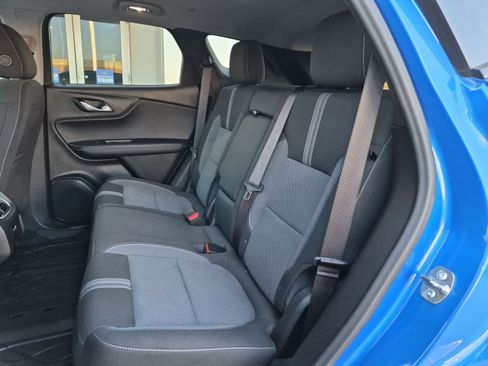 Used 2024 Chevrolet Blazer LT w/ Convenience Package FWD image 23